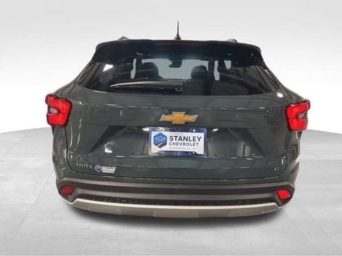 New 2026 Chevrolet Trax LT image 7