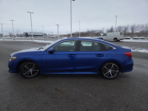 Used 2023 Honda Civic Touring image 17