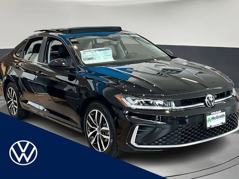 New 2026 Volkswagen Jetta SE image 1