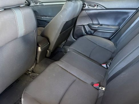 Used 2019 Honda Civic EX image 4