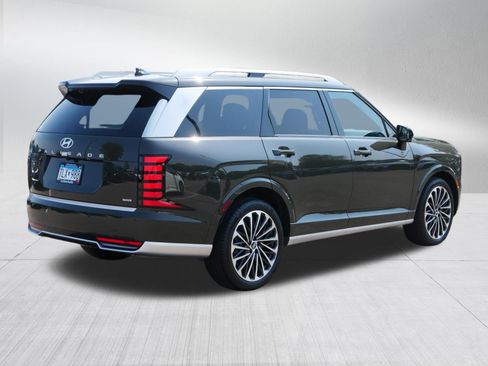 Certified 2026 Hyundai Palisade Calligraphy AWD/4WD image 7
