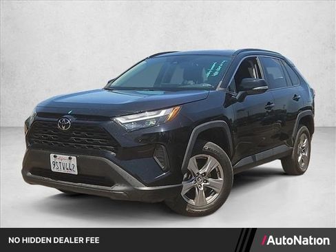 Used 2024 Toyota RAV4 XLE FWD image 1