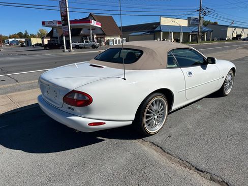 Used 1998 Jaguar XK8 Convertible RWD image 7