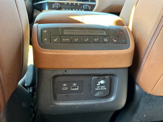 Certified 2023 Nissan Pathfinder Platinum w/ Cargo Package AWD/4WD image 27