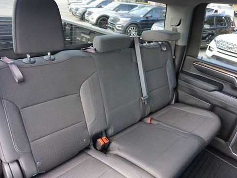 Used 2024 Chevrolet Silverado 2500 LT w/ Convenience Package image 30