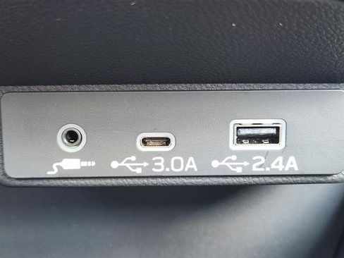 Used 2026 Subaru Forester Premium image 19