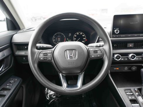 Used 2024 Honda CR-V LX image 21