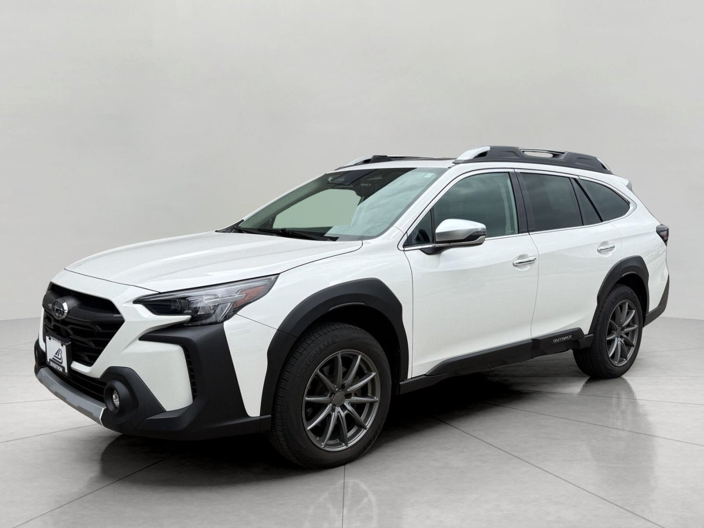 Used 2023 Subaru Outback Touring AWD/4WD image 6