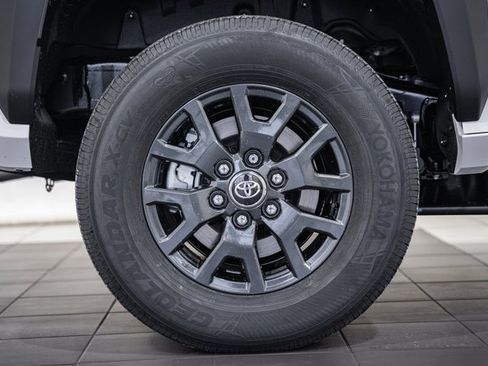 New 2026 Toyota 4Runner SR5 image 17