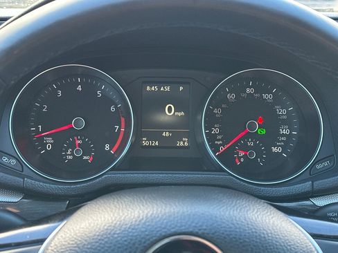 Used 2018 Volkswagen Passat 2.0T SE image 24