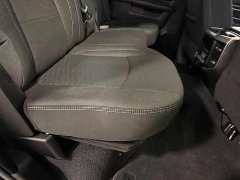 Used 2025 RAM 2500 Big Horn AWD/4WD image 15