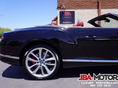 Used 2022 Bentley Continental GT image 74