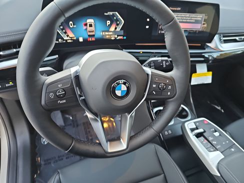 New 2026 BMW X1 xDrive28i w/ Technology Package image 17