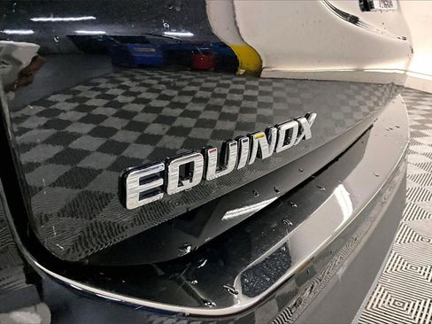Used 2023 Chevrolet Equinox LT image 30