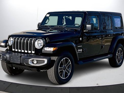 Certified 2023 Jeep Wrangler Sahara w/ Cold Weather Group image 4