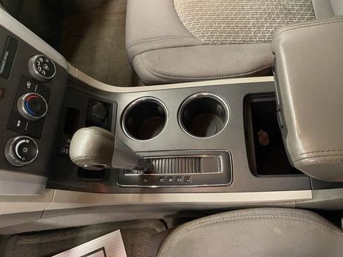 Used 2012 Chevrolet Traverse LT image 30