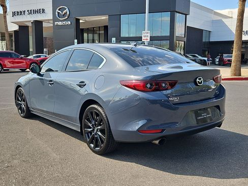 Certified 2022 MAZDA MAZDA3 s AWD/4WD image 3