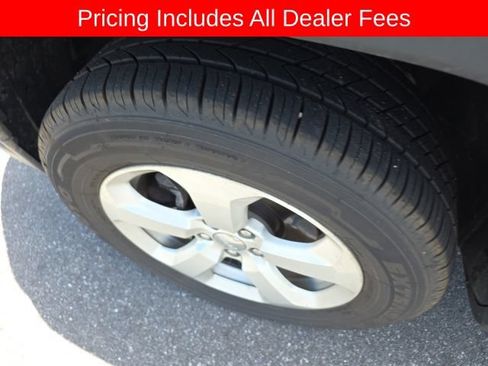 Used 2017 Jeep Compass Latitude AWD/4WD image 6