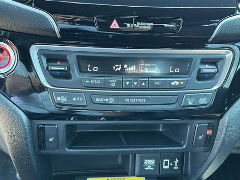 Used 2022 Honda Ridgeline Black Edition image 18