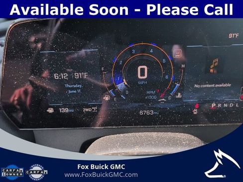 Used 2025 Chevrolet Traverse LT w/ Driver Confidence Package AWD/4WD image 17