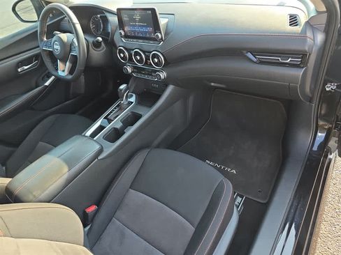 Used 2023 Nissan Sentra SR w/ Midnight Edition Package FWD image 11