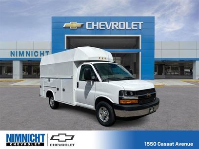 New 2025 Chevrolet Express 3500 w/ Power Convenience Package