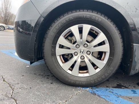 Used 2016 Honda Odyssey SE image 12