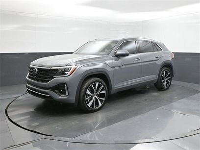 New 2025 Volkswagen Atlas Cross Sport SEL Premium R-Line