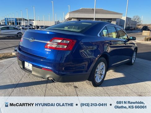 Used 2013 Ford Taurus SE image 12