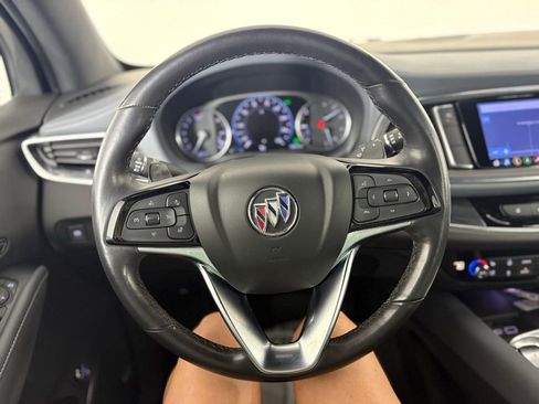 Used 2022 Buick Enclave Premium FWD image 23