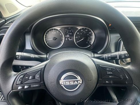 Used 2024 Nissan Kicks S image 18