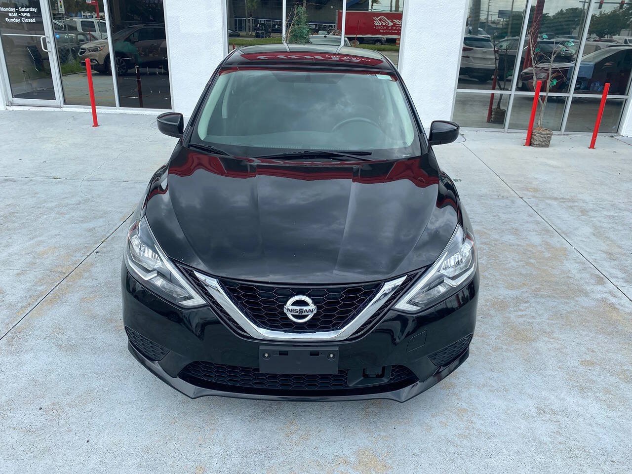 Used 2019 Nissan Sentra SV FWD image 1