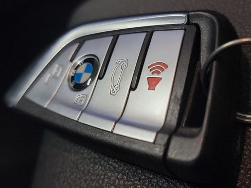 Used 2021 BMW X5 xDrive40i AWD/4WD image 32
