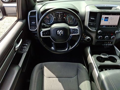 Used 2022 RAM 1500 Big Horn AWD/4WD image 22
