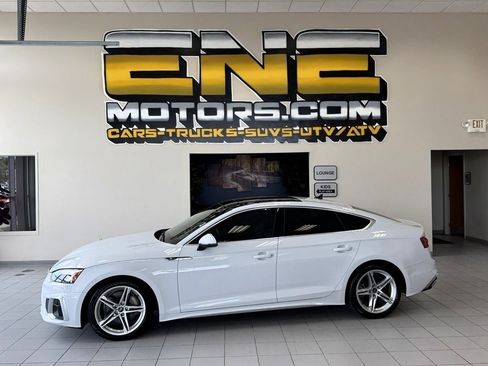 Used 2022 Audi A5 2.0T Premium Plus w/ Premium Plus AWD/4WD image 6