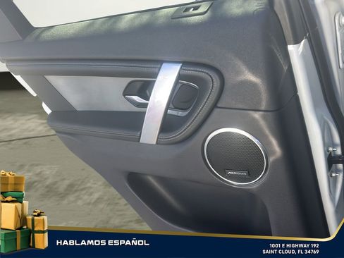 Used 2024 Land Rover Discovery Sport Dynamic SE image 23