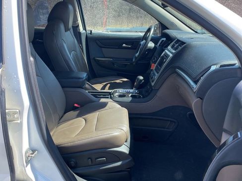 Used 2014 GMC Acadia SLT image 10