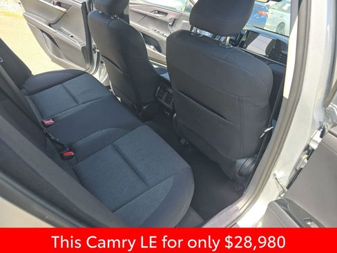Used 2025 Toyota Camry LE w/ Convenience Package image 17