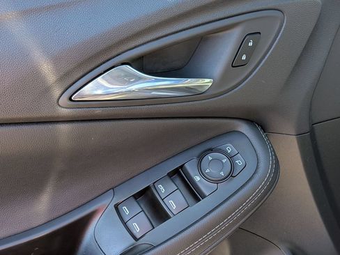 Used 2023 Buick Encore GX Preferred w/ Cold Weather Comfort Package FWD image 14