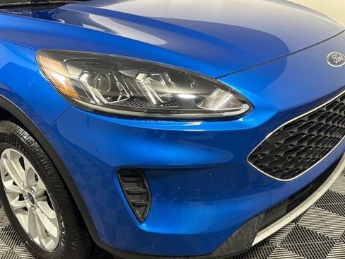 Used 2021 Ford Escape SE w/ Cold Weather Package AWD/4WD image 20