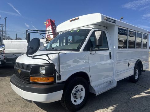 Used 2006 Chevrolet Express 3500 w/ School Bus Package RWD image 3
