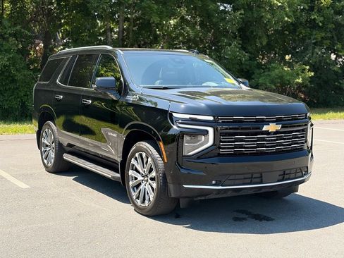 Used 2026 Chevrolet Tahoe High Country w/ Sun And Tow Package AWD/4WD image 8