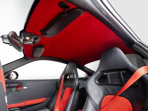 Used 2011 Porsche 911 GT2 RS image 29