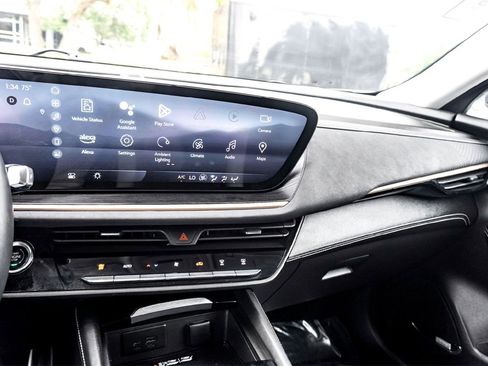 Used 2024 Buick Envision Sport Touring image 23