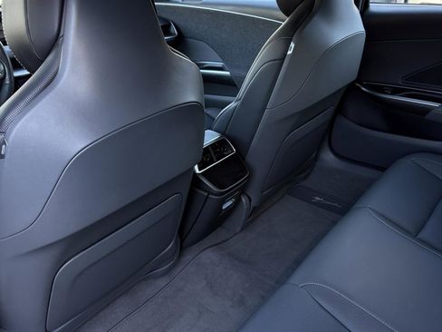 Used 2024 Lucid Air Touring image 32