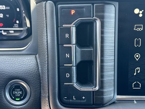 Used 2022 GMC Yukon Denali AWD/4WD image 32