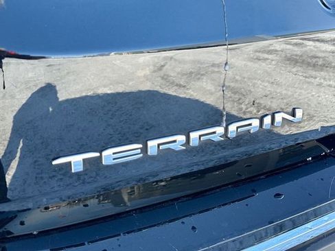 Used 2024 GMC Terrain SLT AWD/4WD image 20