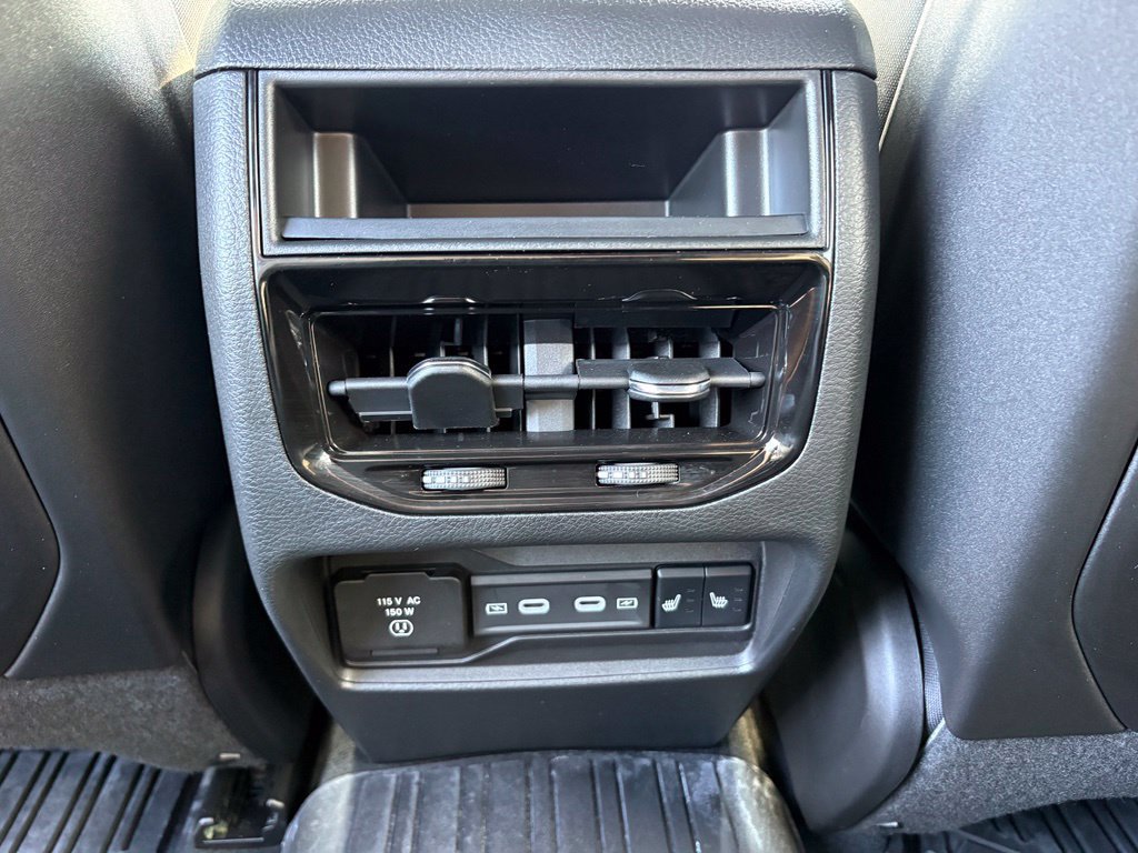 Used 2026 Jeep Grand Cherokee Limited AWD/4WD image 22