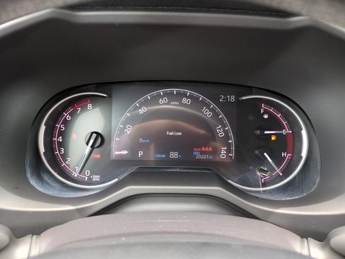 Used 2025 Toyota RAV4 LE FWD image 20