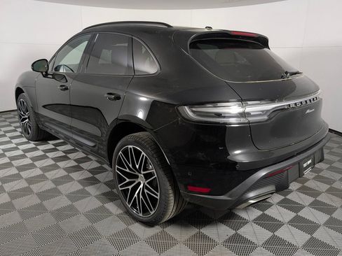 New 2026 Porsche Macan image 3